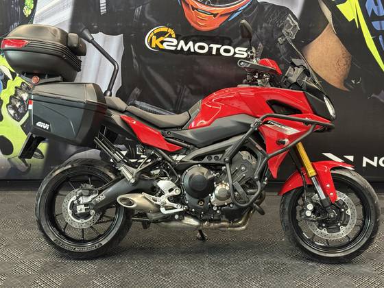 YAMAHA MT-09 